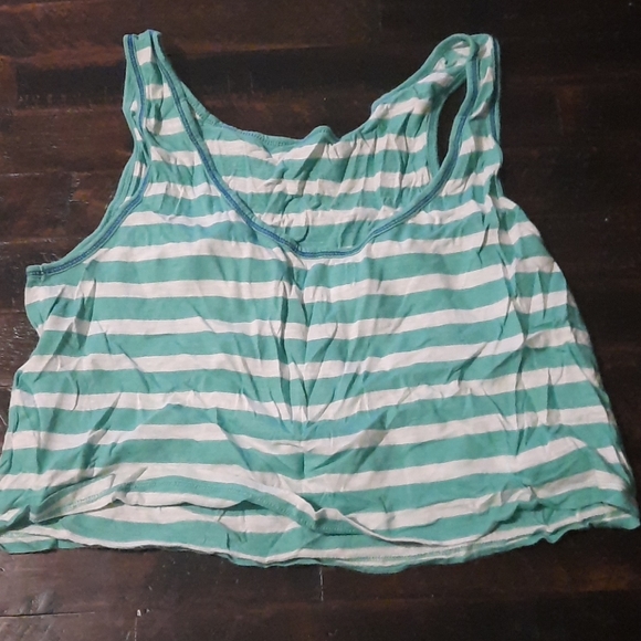 ✨️3/10$✨️Crop top - Picture 4 of 4